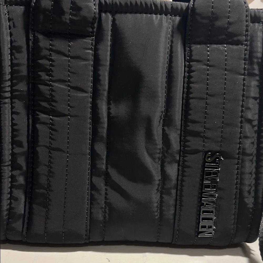 Steve Madden Black Quilted Nylon/Sherpa Tote - Picture 2 of 7